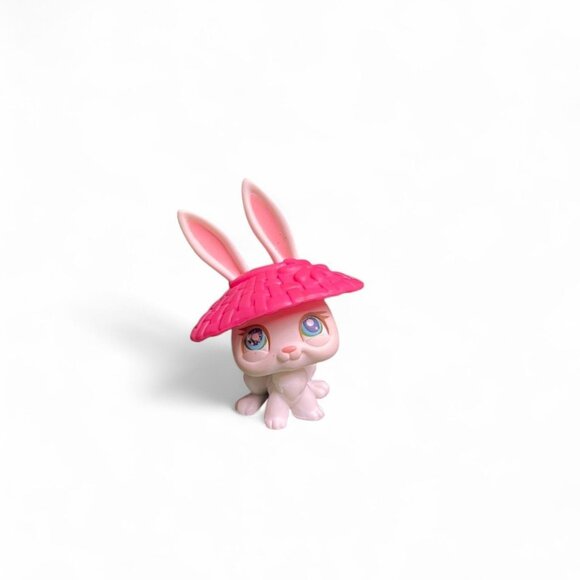 Authentic Littlest Pet Shop LPS #3 White Bunny w/ Blue Eyes, 2004 with pink hat - Picture 2 of 6